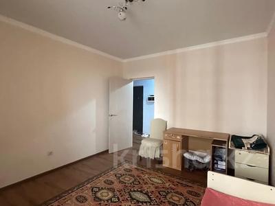 3-бөлмелі пәтер · 85 м² · 5/9 қабат, Нажимеденова 37 — Нурлы Жол, бағасы: 37.5 млн ₸ в Астане, Сарайшык р-н
