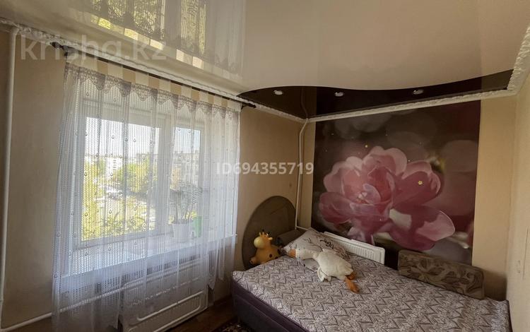3-комнатная квартира · 52 м² · 4/5 этаж, Камзина 23 за 11 млн ₸ в Аксу — фото 2