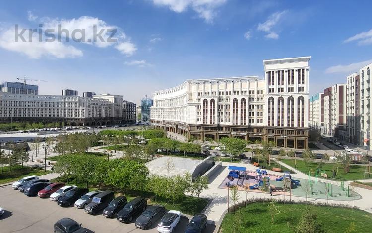 4-комнатная квартира · 136 м² · 4/10 этаж, ​Мангилик Ел 40 — Триумфальной арки за 148 млн ₸ в Астане, Есильский р-н — фото 5