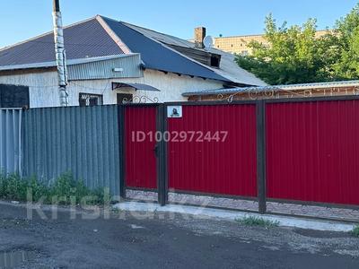 Часть дома · 5 комнат · 86 м² · 2.5 сот., мкр Фёдоровка , Молокова 84 — Одежда рынок за 15 млн 〒 в Караганде, Казыбек би р-н