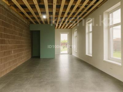 Еркін, кеңселер, дүкендер мен бутиктер, қоймалар, сұлулық салондары, білім орталықтары, ойын-сауық · 43 м², бағасы: 9 млн 〒 в Кокшетау