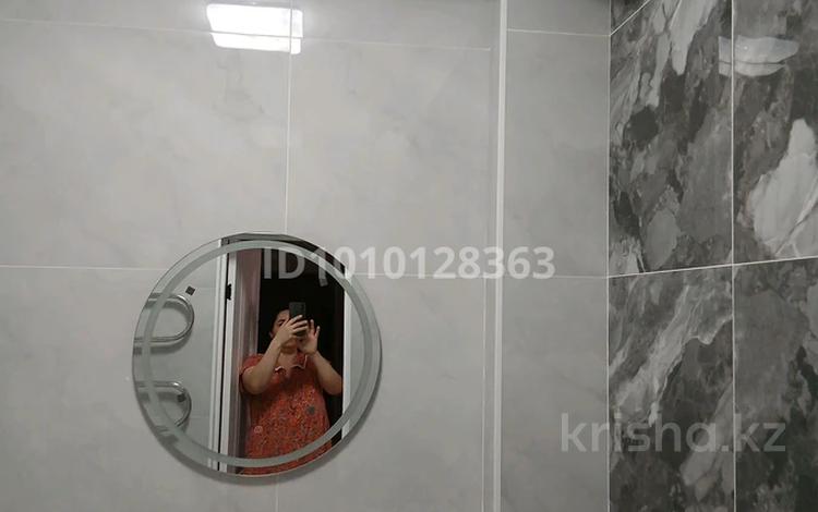 2-комнатная квартира · 64 м² · 1/9 этаж, мкр Нурсая 114 — Рядом жк Атамекен за 220 000 ₸ в Атырау — фото 3