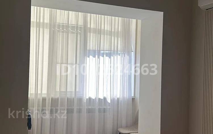 2-бөлмелі пәтер · 72 м² · 1/5 қабат, мкр. Алтын орда 360А — Мангилик ел, бағасы: 250 000 ₸ в Актобе — фото 2