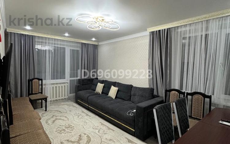 3-комнатная квартира · 64.6 м² · 2/5 этаж, Пришахтинск, Метталистова 48 за 20.5 млн ₸ в Караганде, Алихана Бокейханова р-н — фото 2