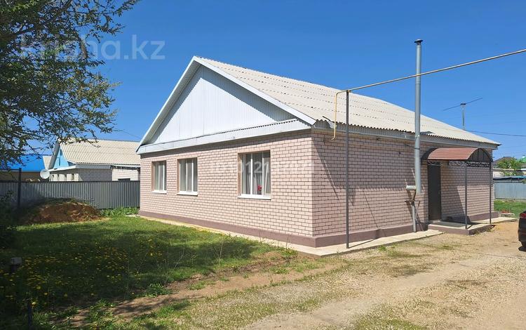 Жеке үй · 4 бөлме · 118 м² · 9.5 сот., Кирпичная 63 — Мунайшы, бағасы: 25.9 млн ₸ в Актобе, жилой массив Кирпичный — фото 2