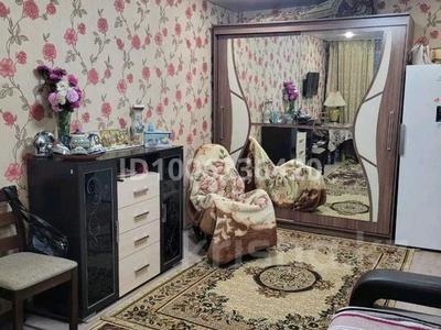 1-бөлмелі пәтер · 32 м² · 1/5 қабат, 1 микрораон 10, бағасы: 11.2 млн 〒 в Семее