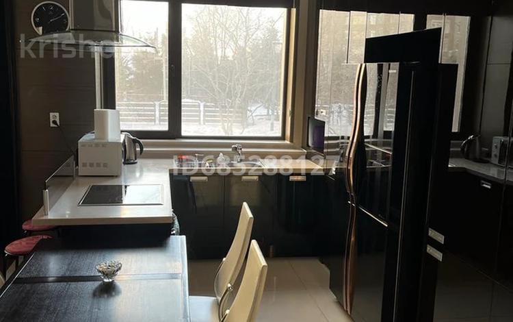 2-комнатная квартира · 80 м² · 1/18 этаж, Байтурсынова 5 за 450 000 ₸ в Астане, Алматы р-н — фото 2
