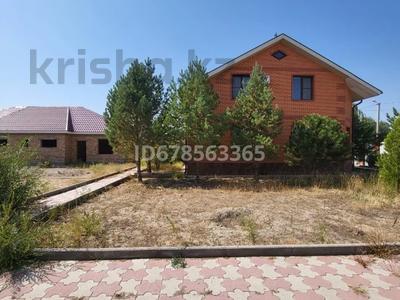 Аренда домов или дач в Алматинской обл.: Отдельный дом · 5 комнат · 260 м² · помесячно, 12 микрорайон за 650 000 〒 Отдельный дом · 5 комнат · 260 м² · помесячно, 12 микрорайон за 650 000 〒 в Конаеве (Капчагай)