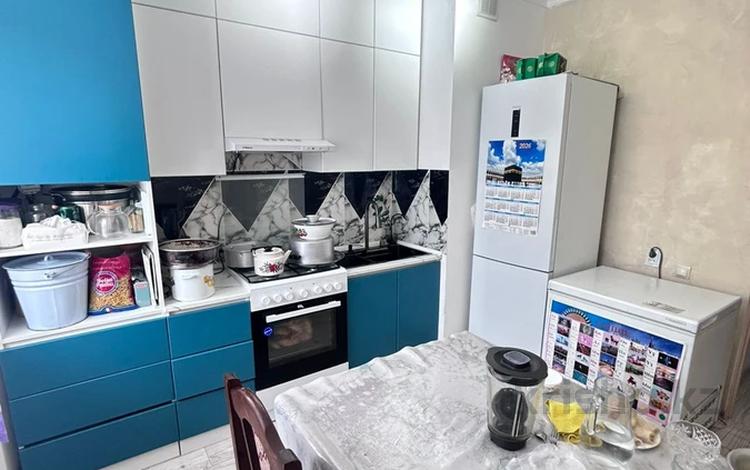 2-бөлмелі пәтер · 60 м² · 7/7 қабат, Бирлик 7, бағасы: 23 млн ₸ в Талдыкоргане, мкр Бирлик — фото 2