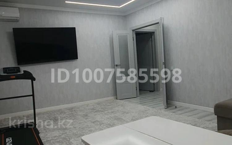 3-бөлмелі пәтер · 99 м² · 2/9 қабат, Абая 244 — Район 2ой базы, бағасы: 43 млн ₸ в Уральске — фото 2