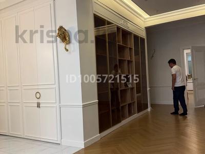 4-бөлмелі пәтер · 187 м² · 2/3 қабат, Саман даненулы 74 — Конаева Комратова, бағасы: 97 млн 〒 в Таразе