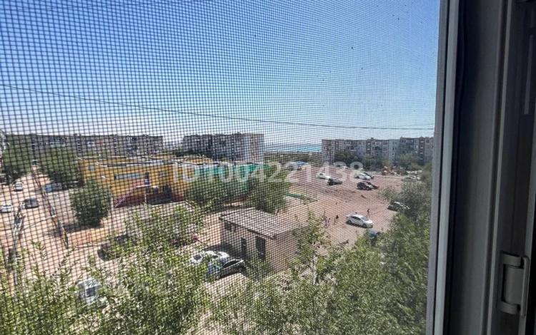 3-комнатная квартира · 50 м² · 5/5 этаж, Калмыкова 1/2 за 14.5 млн ₸ в Балхаше — фото 2
