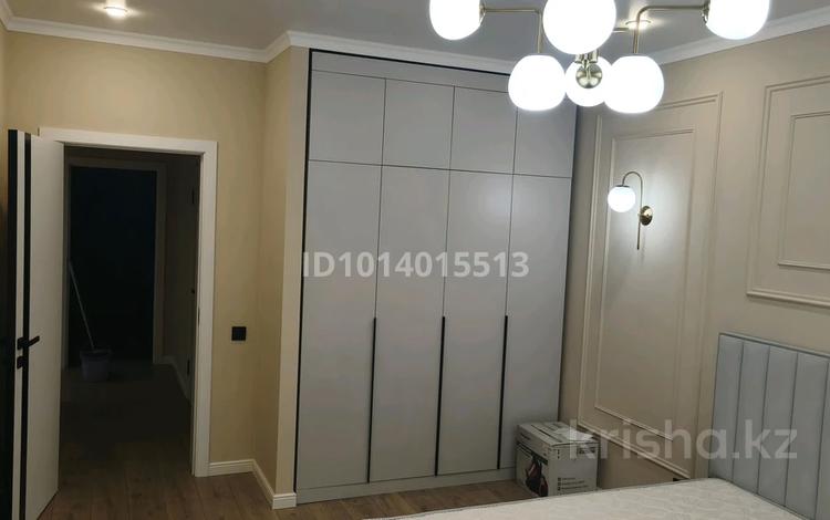 3-комнатная квартира · 82 м² · 7/16 этаж, мкр Калкаман-2 36/13 за 400 000 ₸ в Алматы, Наурызбайский р-н — фото 2