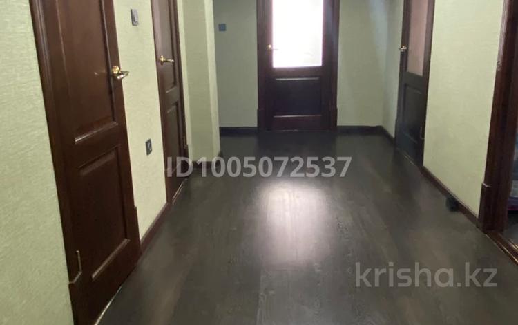3-бөлмелі пәтер · 80 м² · 1/9 қабат, мкр Кунаева, бағасы: 35 млн ₸ в Уральске — фото 2