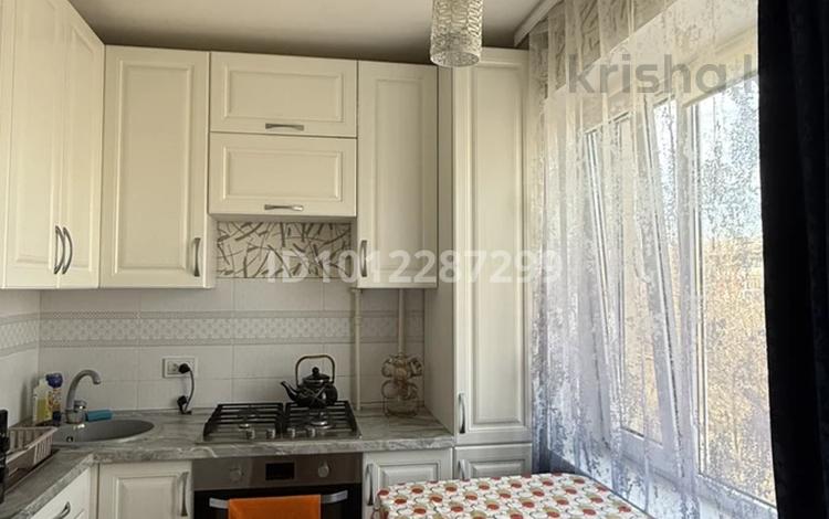 2-бөлмелі пәтер · 45.1 м² · 4/5 қабат, мкр Строитель, Абулхаир хана 159, бағасы: 19 млн ₸ в Уральске — фото 2