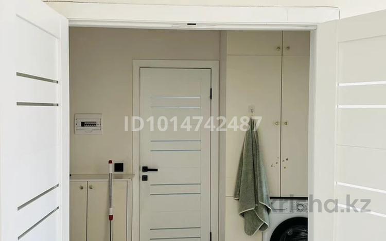 1-комнатная квартира · 45 м² · 9/12 этаж, Мақсұт нәрыкбайва4 за 250 000 ₸ в Астане, Нура р-н — фото 2
