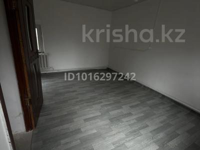 2-комнатная квартира · 50 м² · 1 этаж, Шерхан Мұртаза 125 а — Құлыншақ за 100 000 ₸ в Алматы, Жетысуский р-н