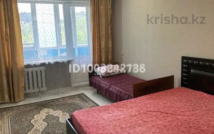 1-бөлмелі пәтер · 31 м² · 4/5 қабат, Проспект Мира 114 — Мира 6 мекр, бағасы: 6.5 млн ₸ в Темиртау — фото 2