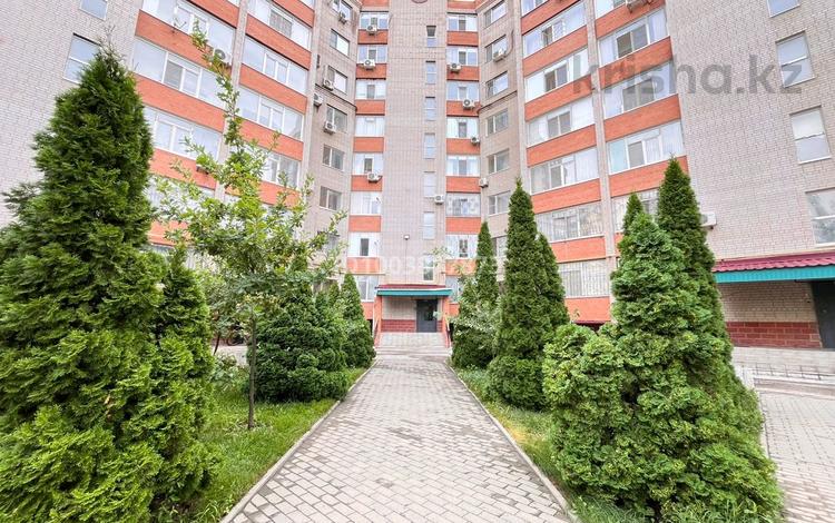 3-комнатная квартира · 190 м² · 3/8 этаж, мкр 5, Абая 8А — проспект Абилкайыр хана за 55.5 млн ₸ в Актобе — фото 19