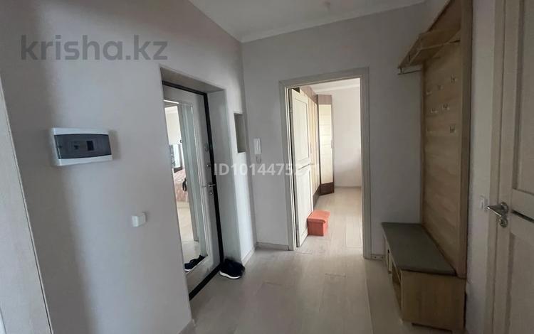 2-комнатная квартира · 60 м² · 8/20 этаж, Богенбай батыра 54 за 300 000 ₸ в Астане, Алматы р-н — фото 2