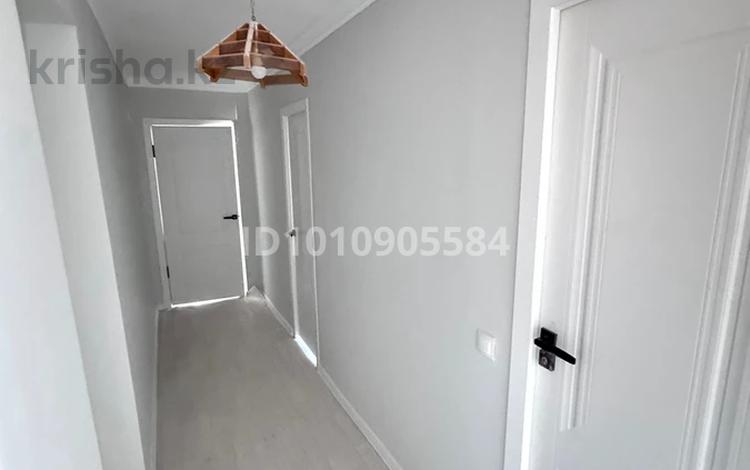 5-бөлмелі пәтер · 81 м² · 4/4 қабат, Абай даңғылвы 44, бағасы: 18 млн 〒 в  — фото 2