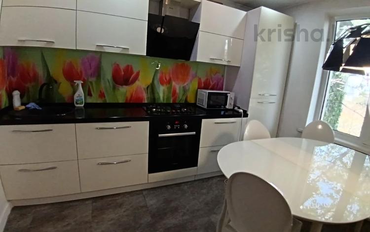 2-комнатная квартира · 60 м² · 5/5 этаж, Жандосова 33 — Розыбакиева за 260 000 ₸ в Алматы, Бостандыкский р-н — фото 10