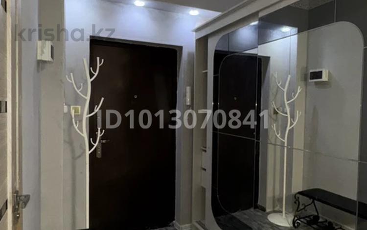 2-бөлмелі пәтер · 40 м² · 5/10 қабат, мкр Аксай-1 — Ориентир: ТРЦ Asia Park, школа-гимназия №133, недалеко от метро «Бауыржана Момышулы»., бағасы: 250 000 ₸ в Алматы, Ауэзовский р-н — фото 11