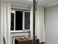 2-бөлмелі пәтер · 40 м² · 5/10 қабат, мкр Аксай-1 — Ориентир: ТРЦ Asia Park, школа-гимназия №133, недалеко от метро «Бауыржана Момышулы»., бағасы: 250 000 ₸ в Алматы, Ауэзовский р-н — фото 3