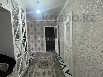 Продажа домов и дачи в Алматы: Отдельный дом · 5 комнат · 110 м² · 8 сот., Турар Улан 62 — Возле улицы Аккаинар за 16 млн 〒 Отдельный дом · 5 комнат · 110 м² · 8 сот., Турар Улан 62 — Возле улицы Аккаинар за 16 млн 〒 в Алматы