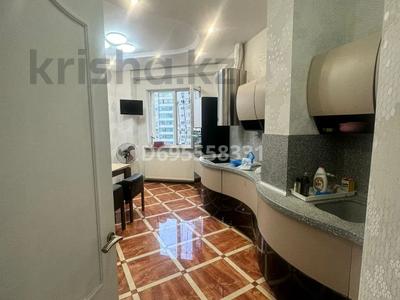 3-бөлмелі пәтер · 130 м² · 7/18 қабат, Курмангазы 145 — Кожамкулова, бағасы: 500 000 ₸ в Алматы, Алмалинский р-н
