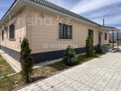 Отдельный дом · 5 комнат · 200 м² · 10 сот., мкр Северо-Западный, Жазиралы 47 за 67 млн ₸ в Талдыкоргане