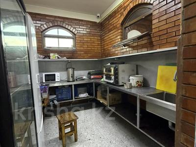 Қоғамдық тамақтану орны · 200 м², бағасы: 1 млн ₸ в Алматы, Алатауский р-н