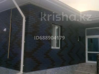 Жеке үй · 4 бөлме · 225 м² · 10 жүзд., мкр Атырау, Науан Хазірет 19, бағасы: 49.5 млн ₸