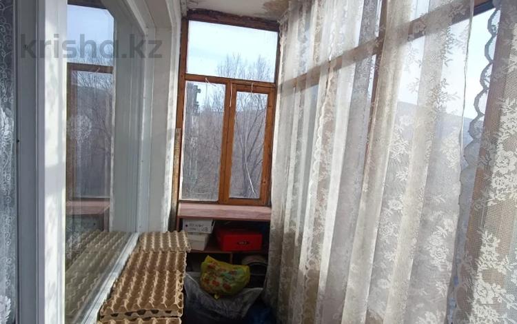 3-комнатная квартира · 60 м² · 4/5 этаж, Новаторов 11 за 20.5 млн ₸ в Усть-Каменогорске — фото 2