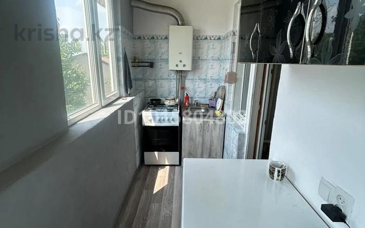 1-комнатная квартира · 38 м² · 2/5 этаж, 11-й микрорайон 216A за 120 000 ₸ в Шымкенте, Енбекшинский р-н — фото 2