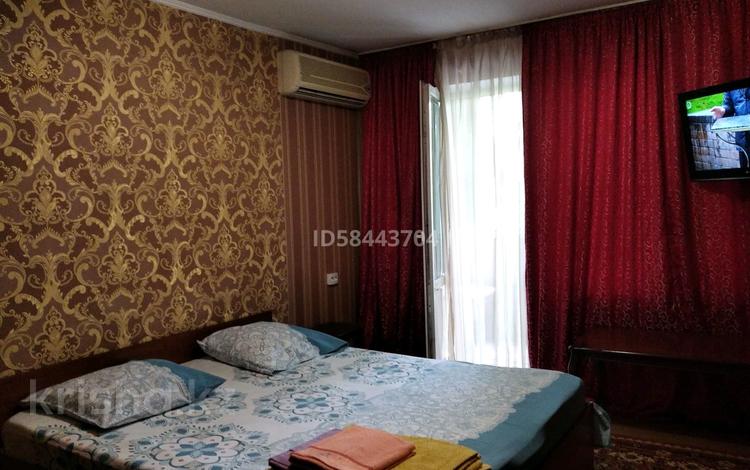 1-бөлмелі пәтер · 30 м² · 3/4 қабат, мкр №1, 1 мкр — По Жубанова, бағасы: 1 000 〒 в Алматы, Ауэзовский р-н — фото 2