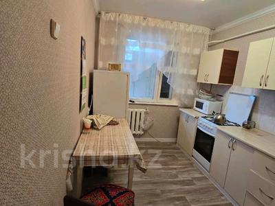 3-комнатная квартира · 60 м² · 2/5 этаж, Абылайхан 3/1 за 21 млн 〒 в Астане, Алматы р-н