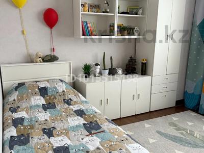 4-комнатная квартира · 105 м² · 21/21 этаж, Кабанбай батыра 43В — Срочно, горячее предложение! за 79.8 млн ₸ в Астане, Есильский р-н