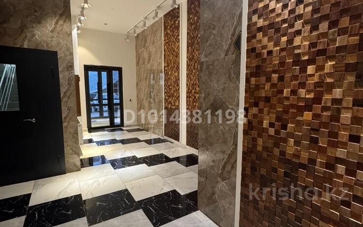 1-комнатная квартира · 33 м² · 12/15 этаж, Сагадат Нурмагамбетов 19 за 220 000 ₸ в Астане, Алматы р-н — фото 2