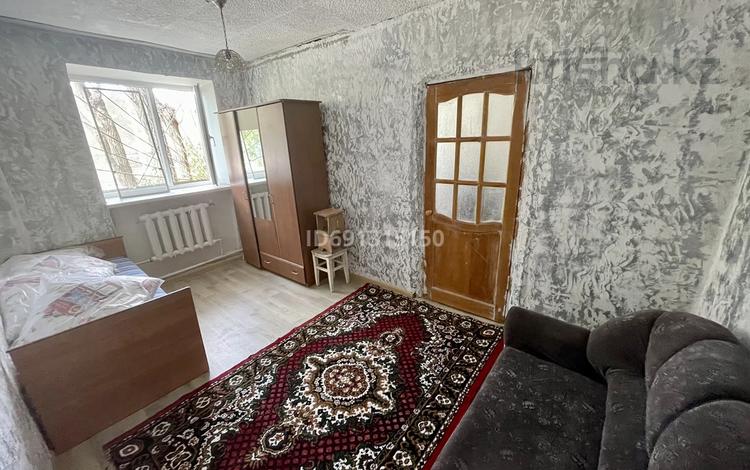 2-комнатная квартира, 36 м², 1 этаж помесячно, Жанасова 31 за 120 000 〒 в Жезказгане — фото 2