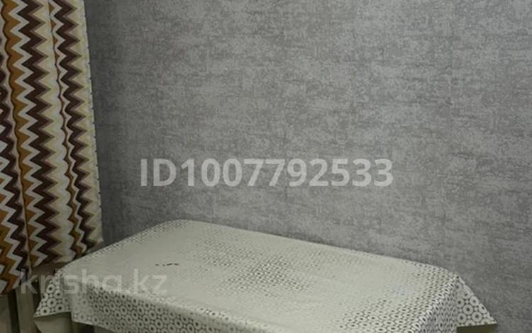 1-комнатная квартира · 38 м² · 1/5 этаж, Юность 71 за 140 000 ₸ в Семее — фото 2