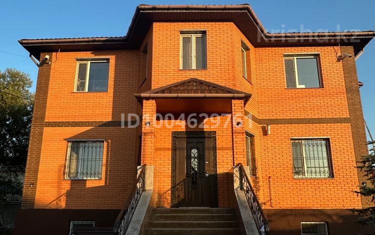 Жеке үй · 9 бөлме · 427 м² · 10 сот., мкр Уркер — Магазин Алтай, бағасы: ~ 130 млн 〒 в Астане, Нура р-н — фото 2