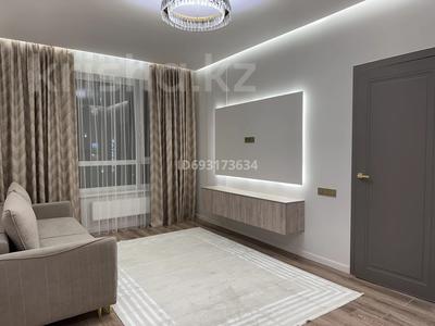 2-комнатная квартира, 42 м², Аль фараби 5 за 28 млн 〒 в Астане, Есильский р-н