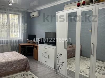 3-комнатная квартира · 107 м² · 1/5 этаж, мкр. Алтын орда, Бокенбай батыра 153/6 — Возле аэропорта за 42 млн ₸ в Актобе