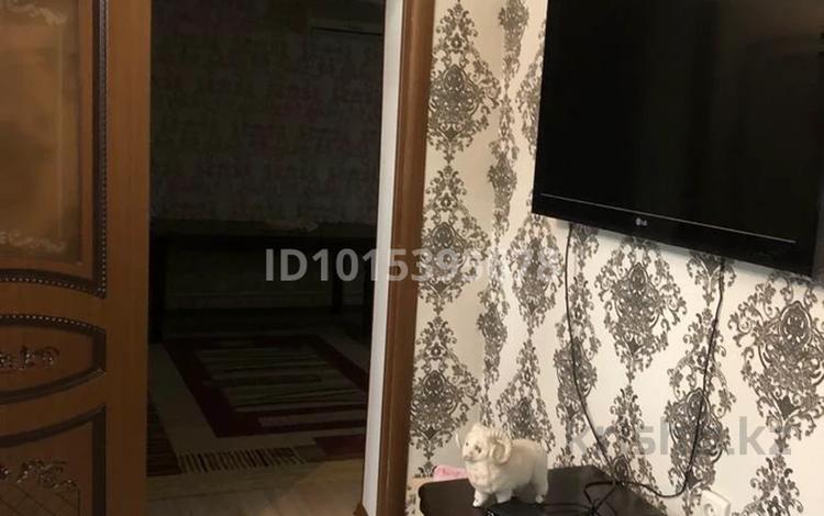 Отдельный дом · 4 комнаты · 100 м² · 10 сот., Микр арай ул вишневая 3 за 100 000 ₸ в  — фото 2
