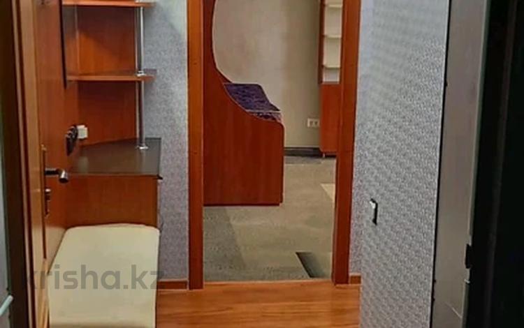 1-комнатная квартира · 35 м², Амурская 16 за 130 000 ₸ в Усть-Каменогорске, Ульбинский — фото 2