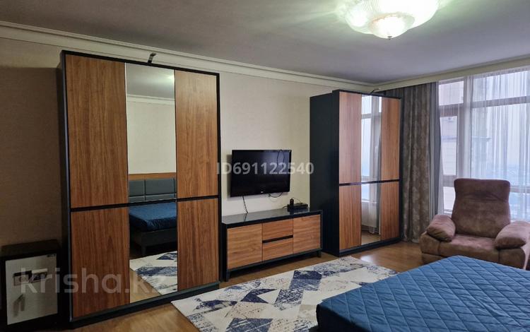 3-комнатная квартира · 124.3 м² · 18/21 этаж, Аскарова 6 за 850 000 〒 в Алматы, Ауэзовский р-н — фото 3