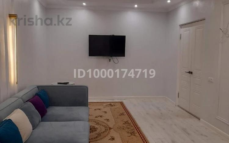 2-бөлмелі пәтер · 70 м² · 9/10 қабат, мкр. Алтын орда, Мангилик Ел 20/1, бағасы: 28 млн ₸ в Актобе — фото 5
