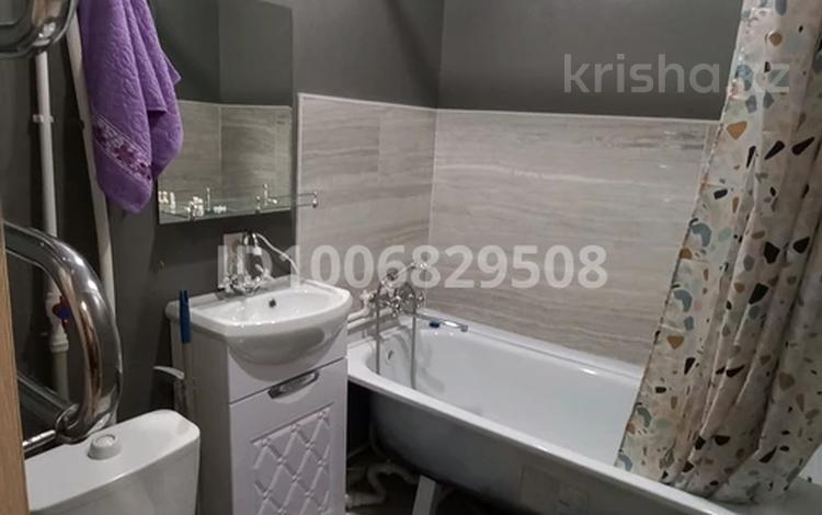 1-комнатная квартира · 33 м² · 3/5 этаж, Чехана валиханова 5 за 120 000 〒 в Темиртау — фото 2