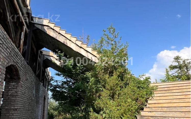 Отдельный дом · 10 комнат · 3160 м² · 100 сот., Обсерватория 7/1 за 2.2 млрд 〒 в Алматы, Медеуский р-н — фото 9